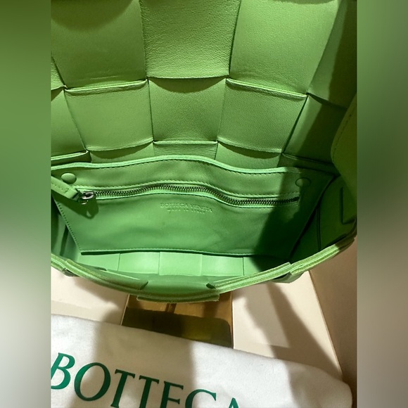 BOTTEGA VENETA INTRECCIATO CASSETTE BAG - Picture 11 of 14